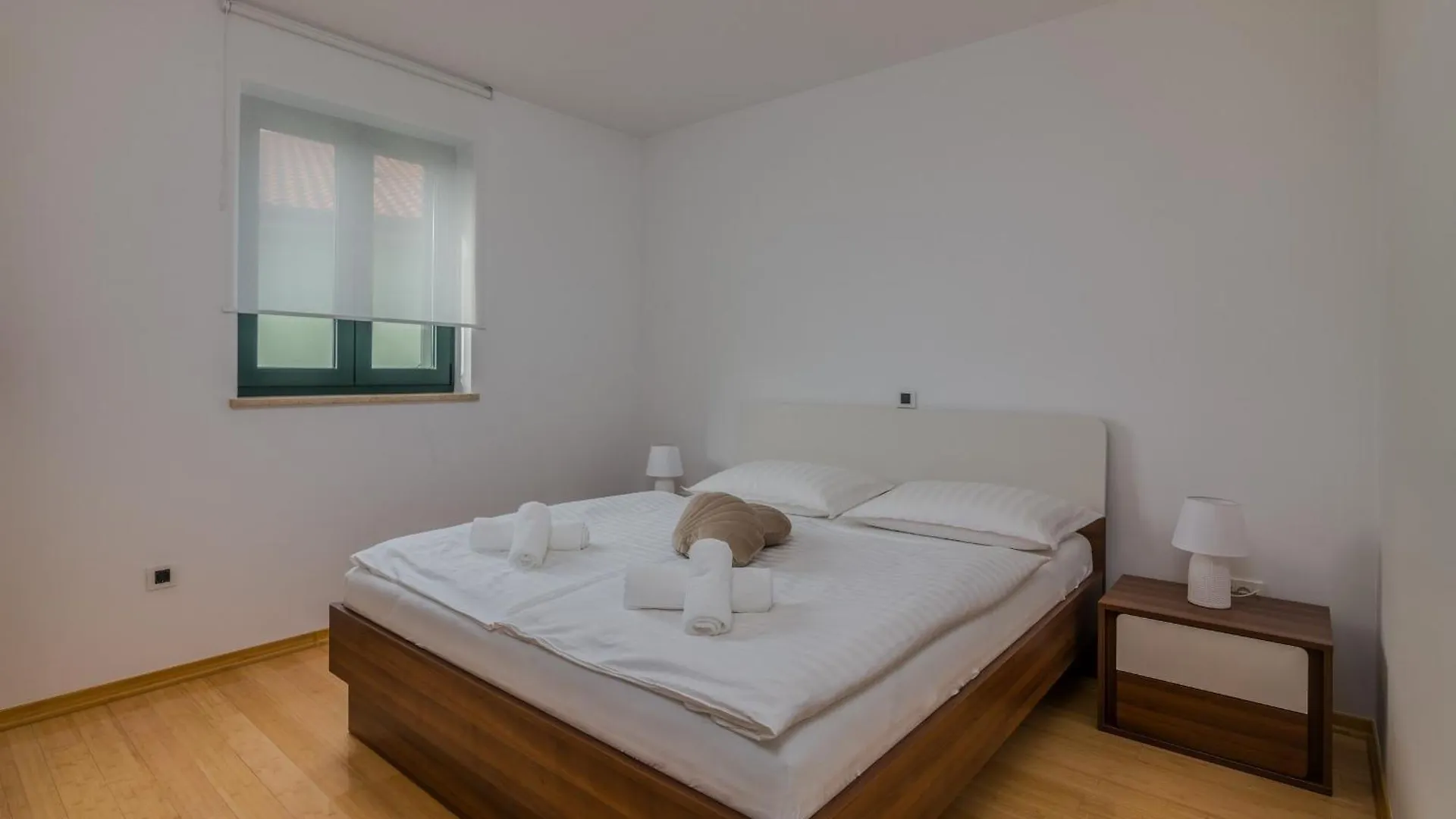 Apartments By The Sea Turcic, Krk - 23084 Malinska